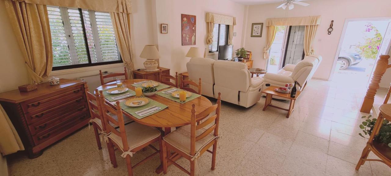 Stay Swallow'S Nest Villa Ayía Nápa Extérieur photo